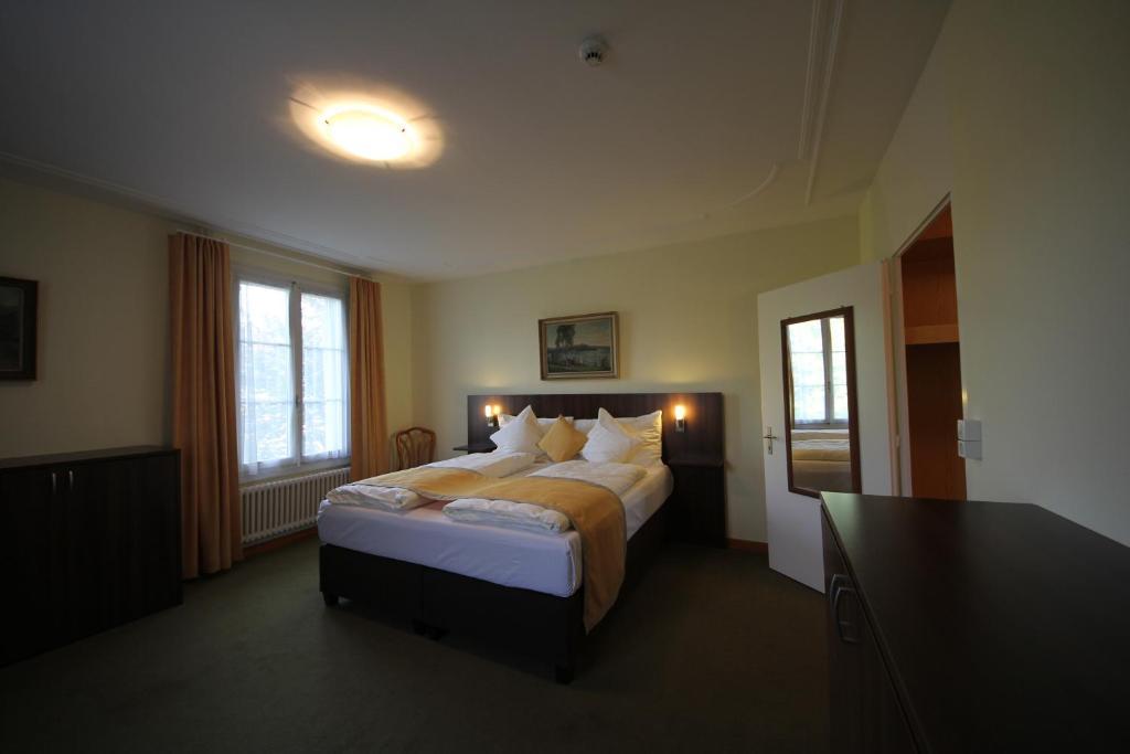 Gasthaus Zum Kreuz Meggen Room photo